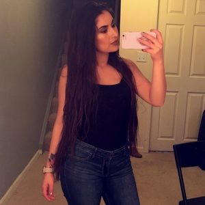 Meet your Posher, Nayeli